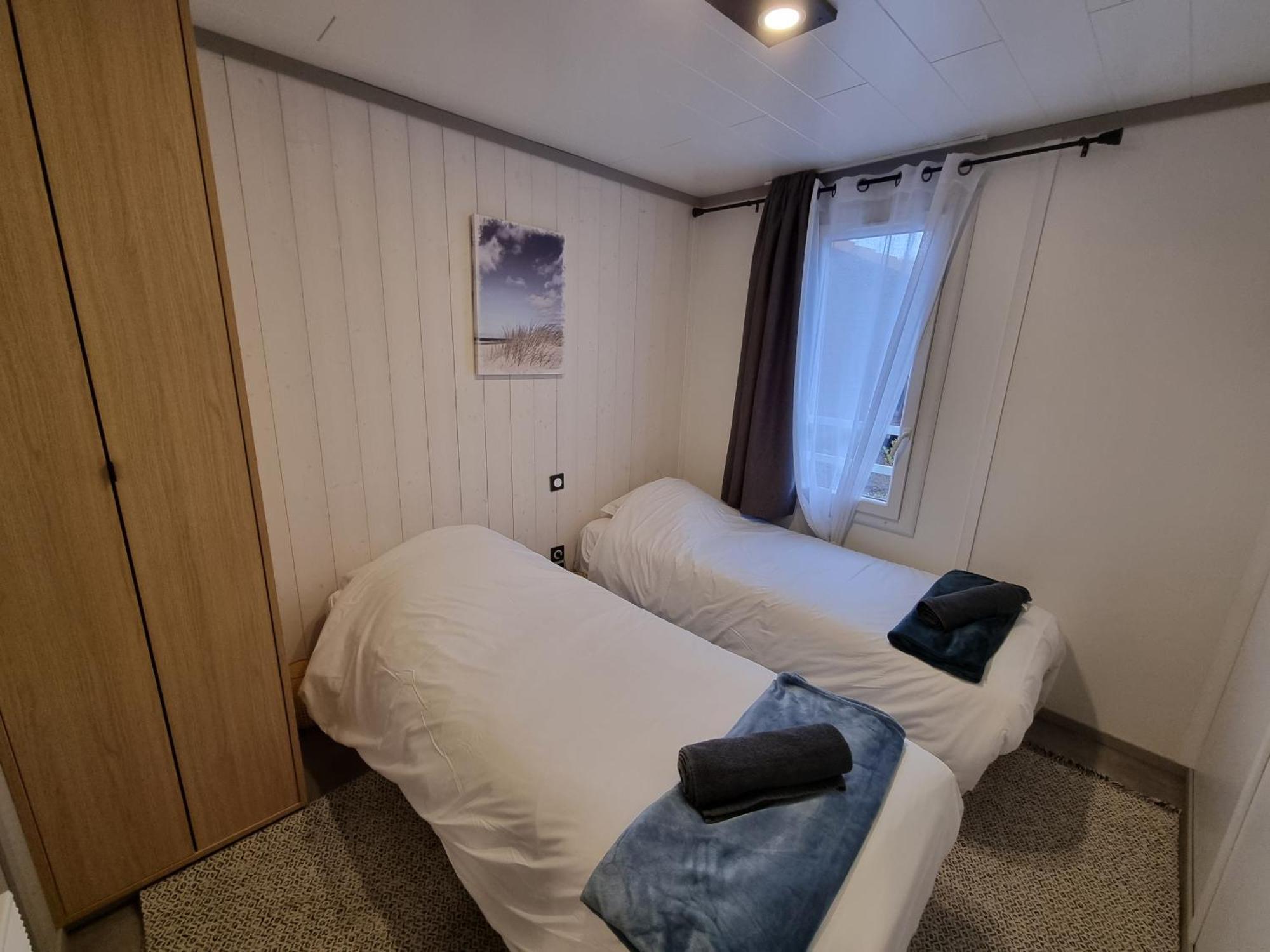 La Cabane 27 ~ Chalet Cosy Au Bord Du Lac De Peyre 拉布耶尔 外观 照片